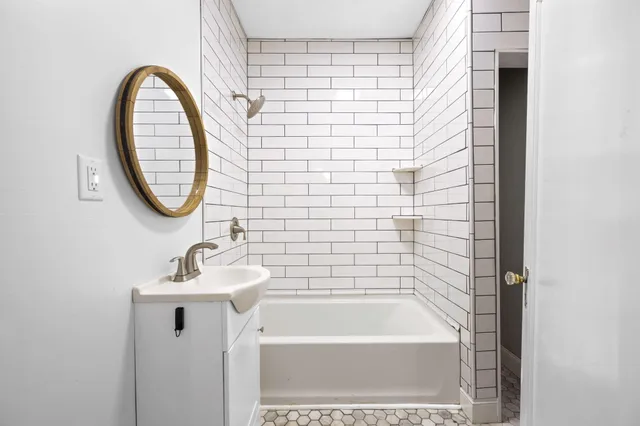 $2,200 | 515 Ely Road, Chattanooga, TN 37415