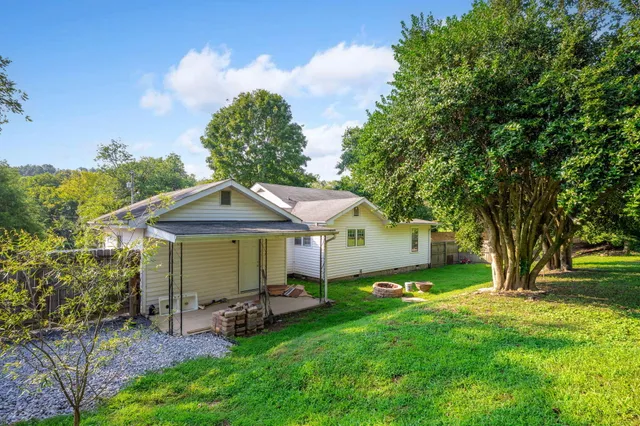 $2,200 | 515 Ely Road, Chattanooga, TN 37415