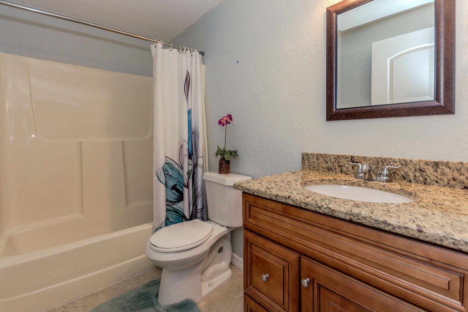9709 154th Road North Jupiter, FL 33478 - Photo 14 of 37 2nd Bathroom