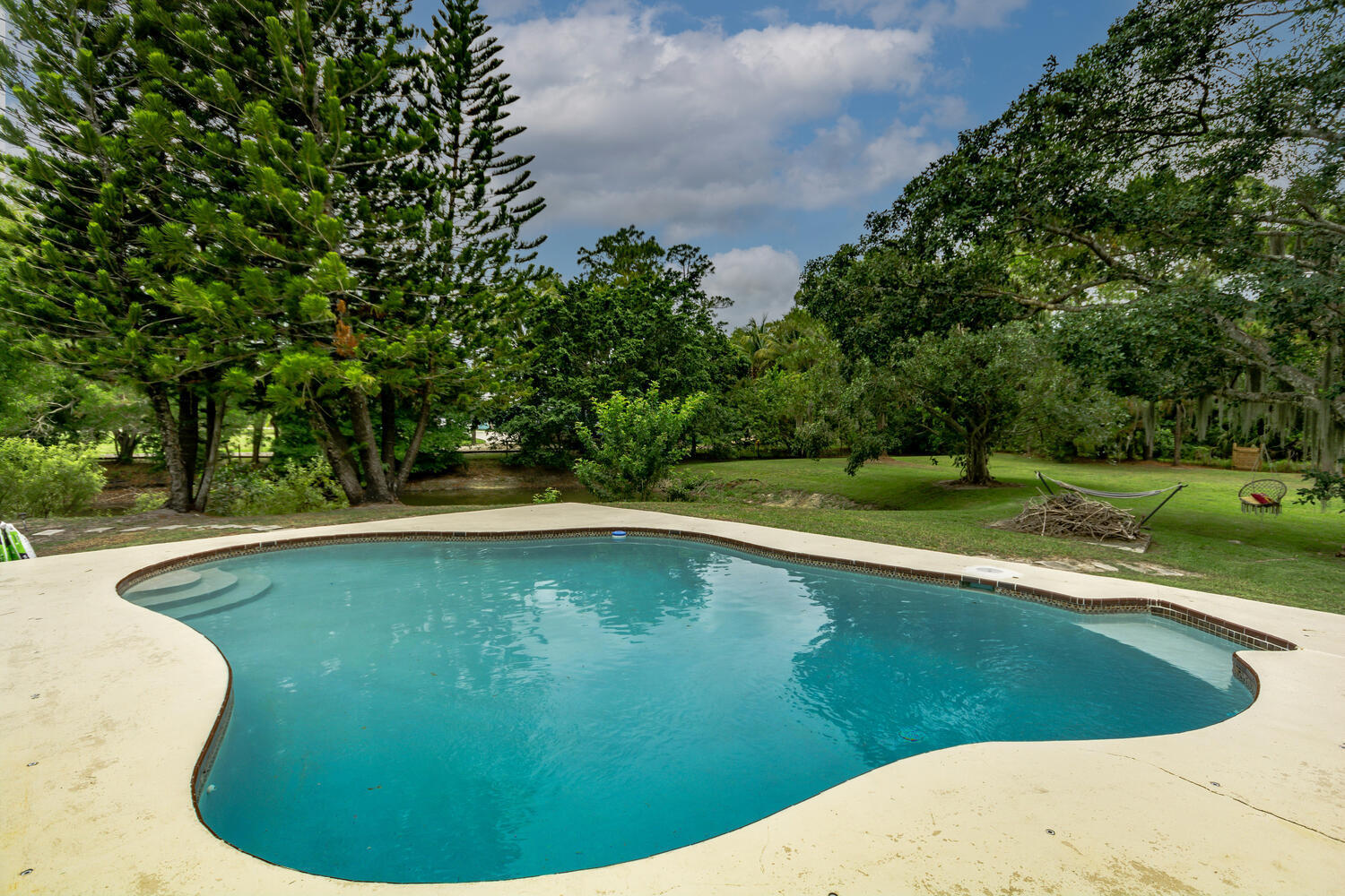 9709 154th Road North Jupiter, FL 33478 - Photo 28 of 37 Private Pool
