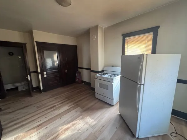 an empty room with closet