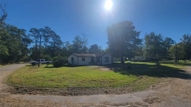 $1,995 | 2960 Call Street, Vidor, TX 77662