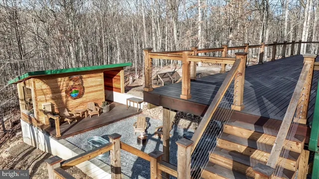 $825,000 | 26 Hideout Way, Great Cacapon, WV 25422