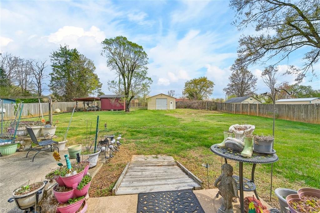 501 Roberts Road Eden, NC 27288 - Photo 21 of 29