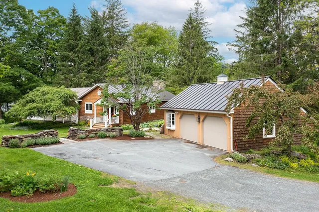 $915,000 | 509 Church Hill Road, Woodstock, VT 05091