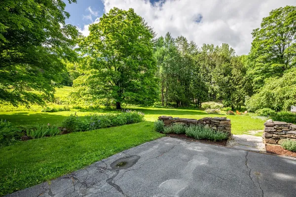 $915,000 | 509 Church Hill Road, Woodstock, VT 05091