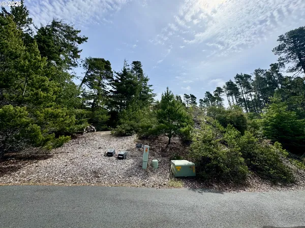 $97,500 | Kelsie Way, Unit 57, Florence, OR 97439