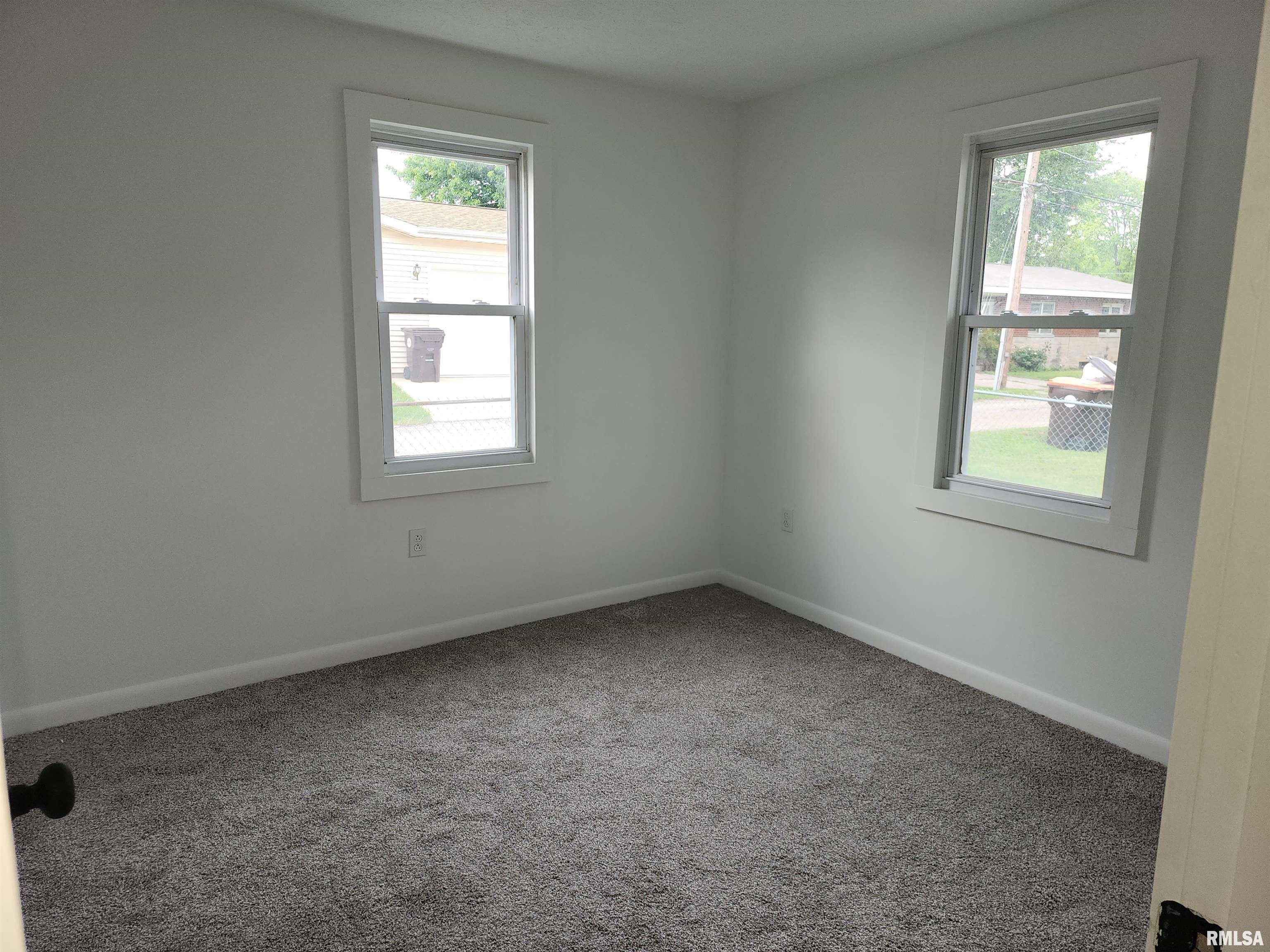 210 North State Street Lincoln, IL 62656 - Photo 17 of 30