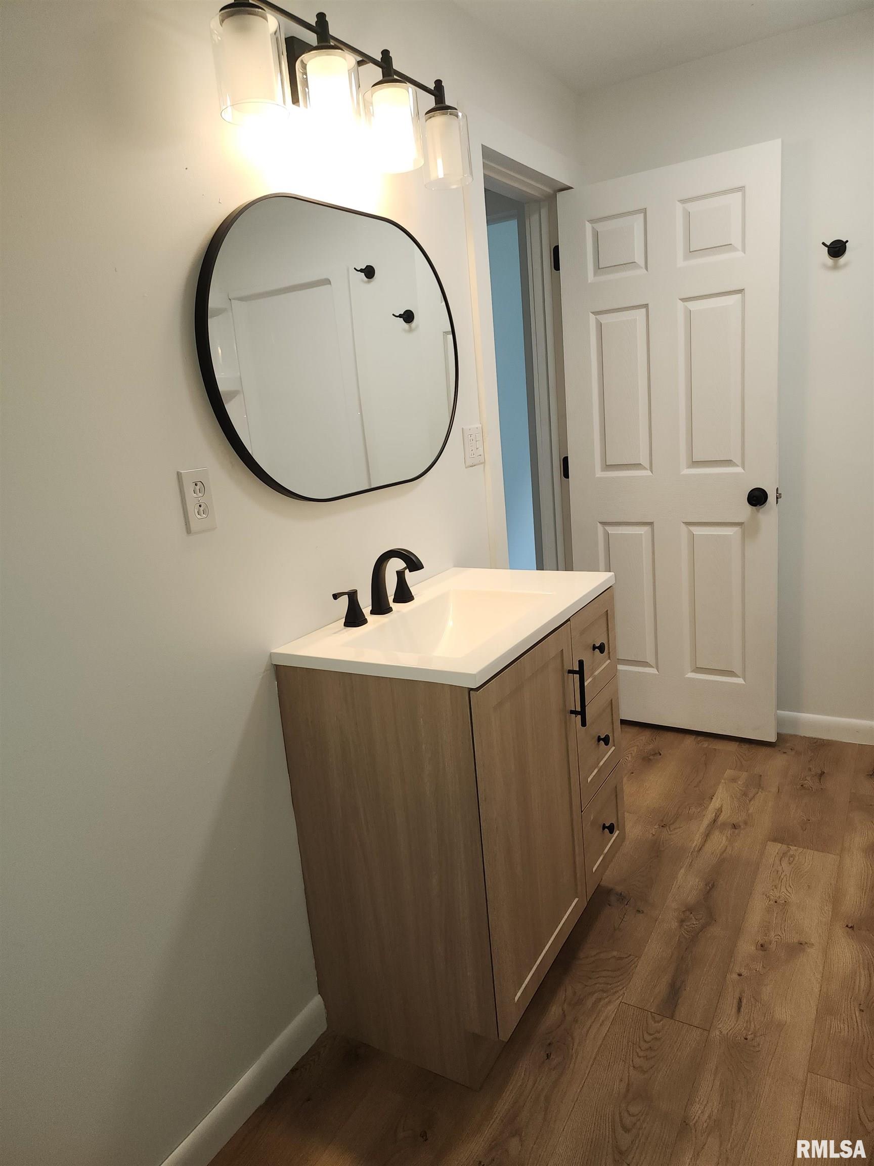 210 North State Street Lincoln, IL 62656 - Photo 22 of 30