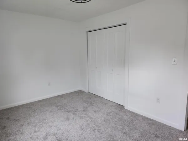 $159,900 | 210 North State Street, Lincoln, IL 62656