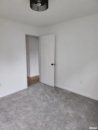 $159,900 | 210 North State Street, Lincoln, IL 62656