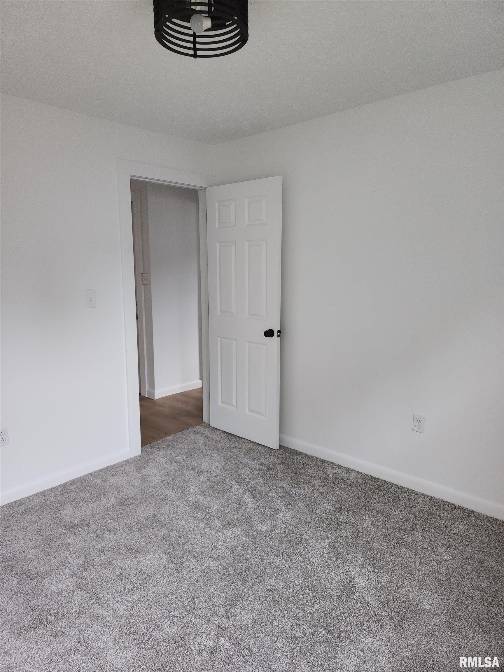 210 North State Street Lincoln, IL 62656 - Photo 29 of 30