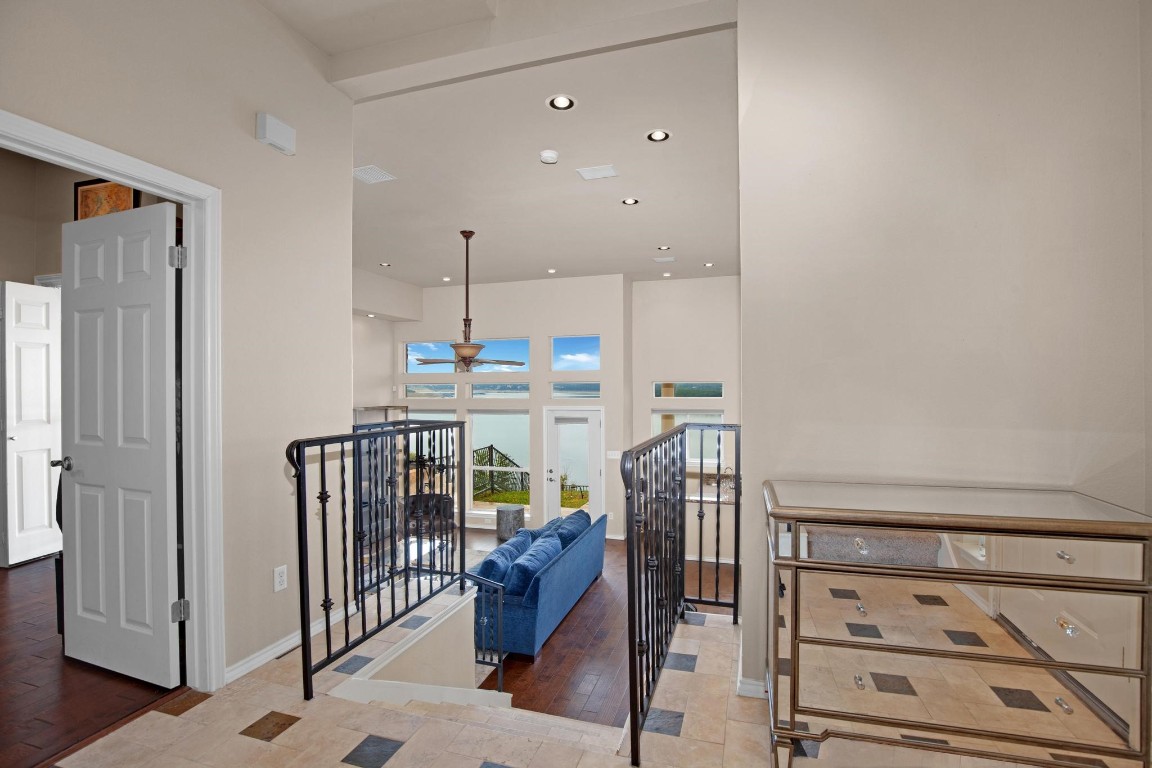 2918 Ranch Road 620 North, Unit L177 Austin, TX 78734 - Photo 13 of 40 a view of a hallway with seating area