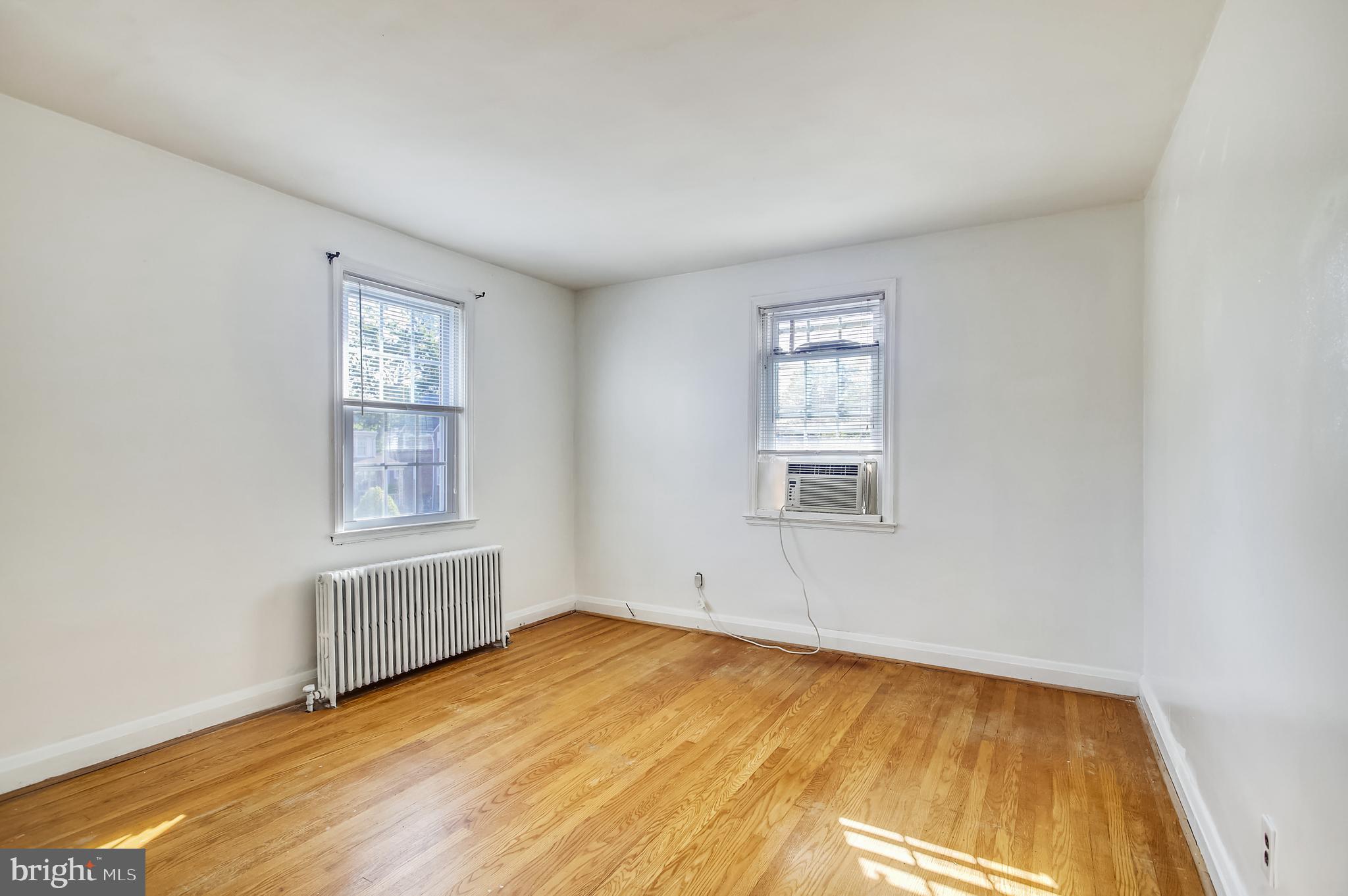 2813 Chesley Avenue Baltimore, MD 21234 - Photo 10 of 19 2nd View of MBR from Doorway