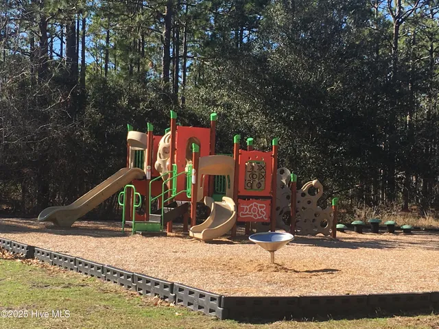 $2,200 | 585 Mission Road, Southport, NC 28461