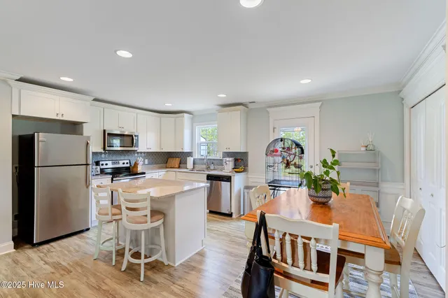 $2,200 | 585 Mission Road, Southport, NC 28461