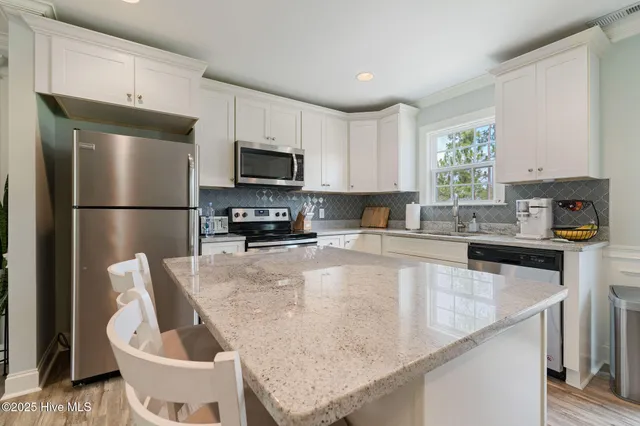 $2,200 | 585 Mission Road, Southport, NC 28461