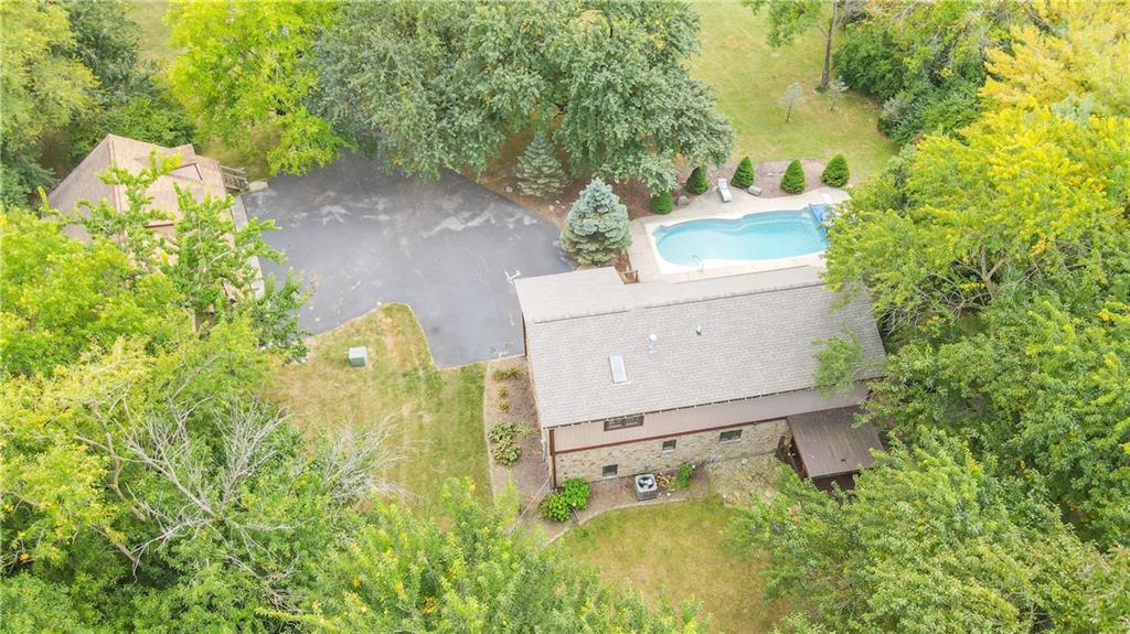 7630 North Carroll Road Indianapolis, IN 46236 - Photo 6 of 46 Gallery Image 6