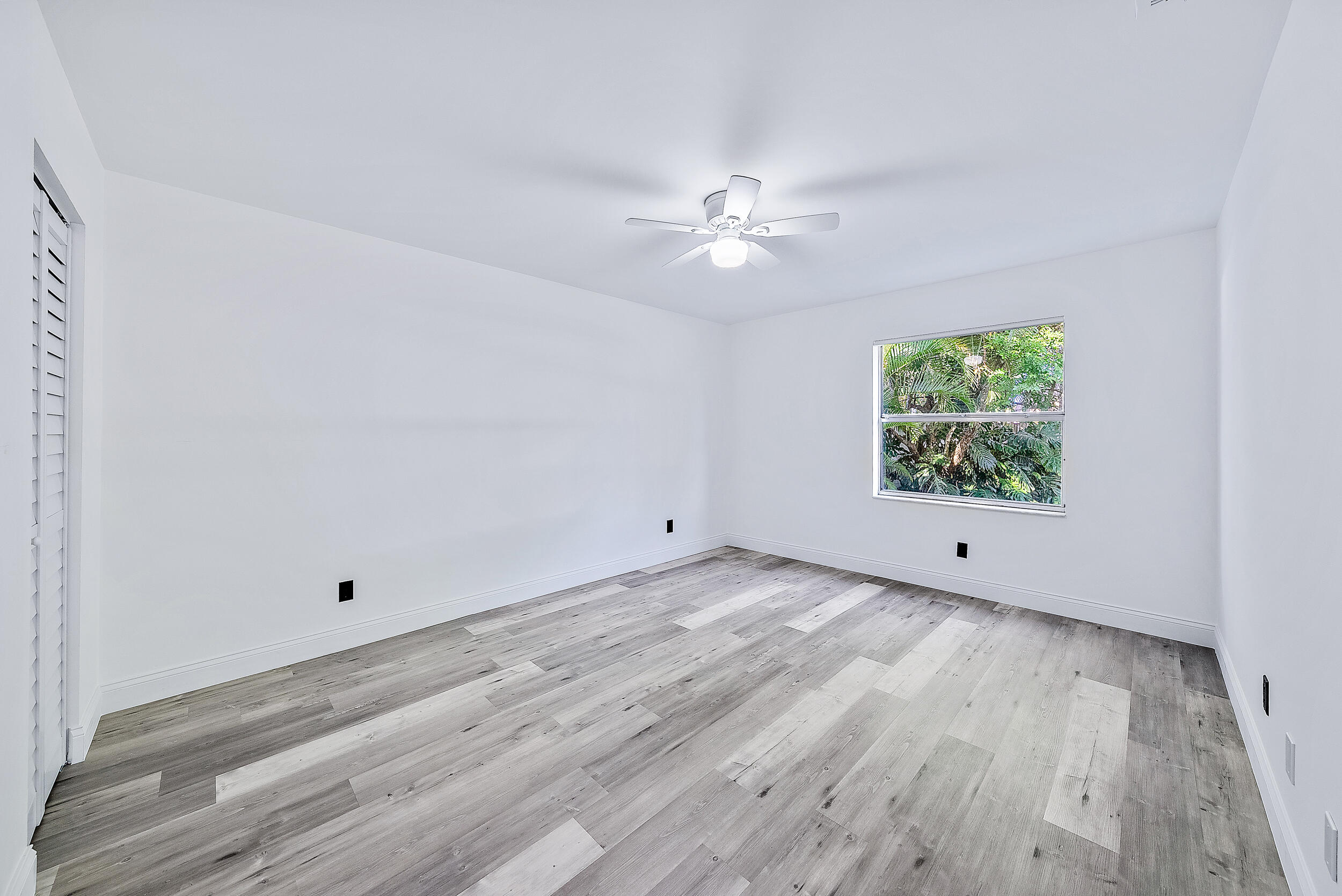 104 Wandering Trail Jupiter, FL 33458 - Photo 11 of 17 104 Wandering Trail-11