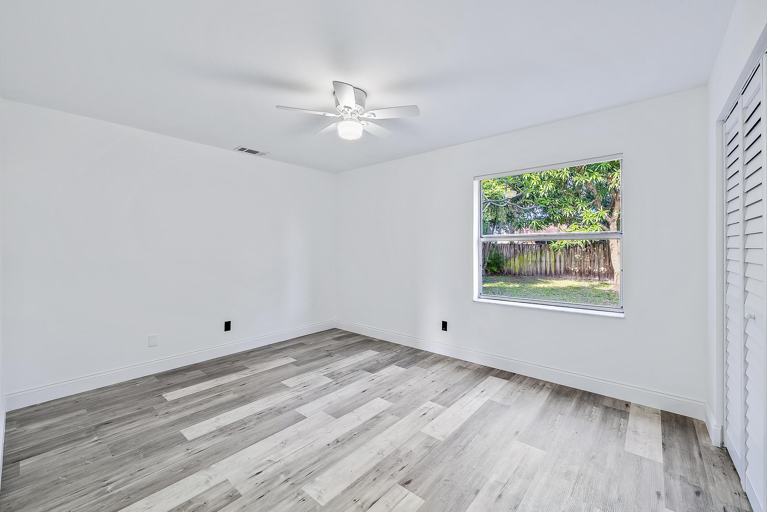 104 Wandering Trail Jupiter, FL 33458 - Photo 13 of 17 104 Wandering Trail-9