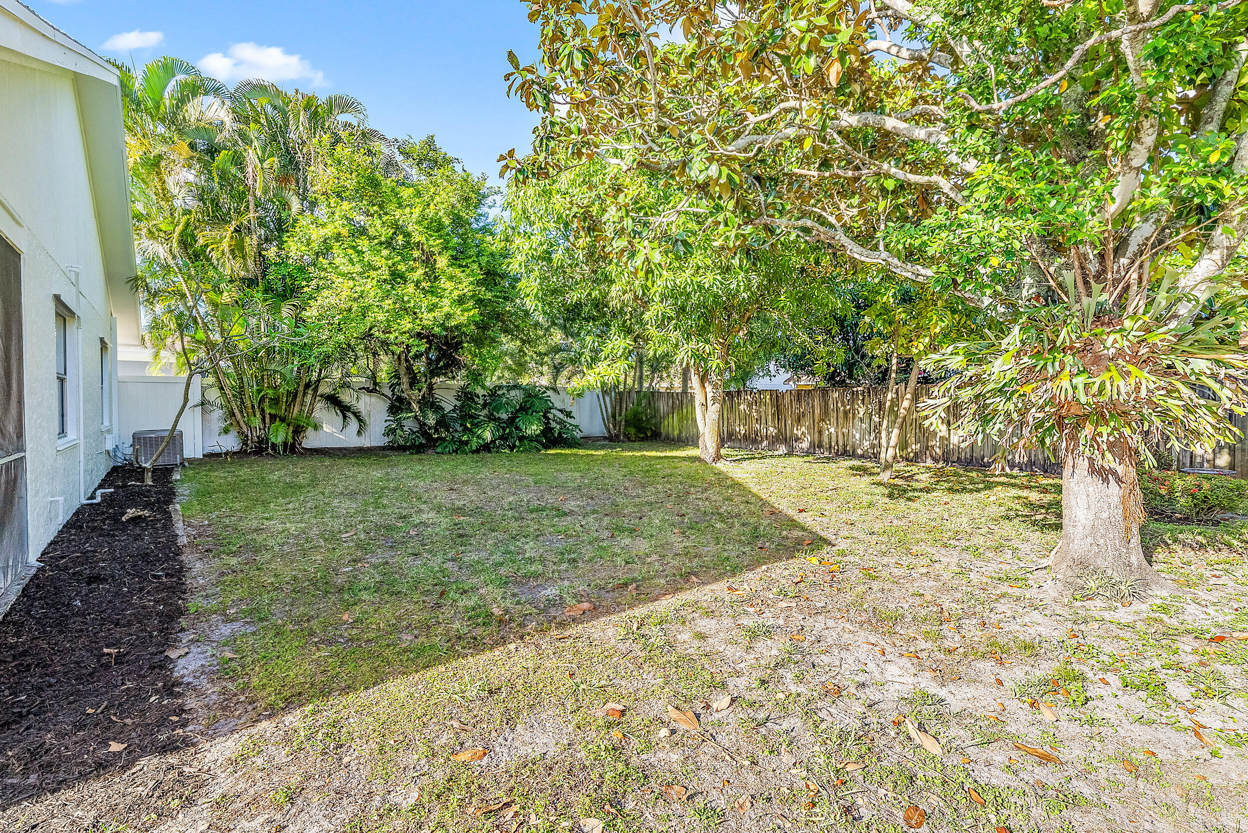 104 Wandering Trail Jupiter, FL 33458 - Photo 17 of 17 104 Wandering Trail-15