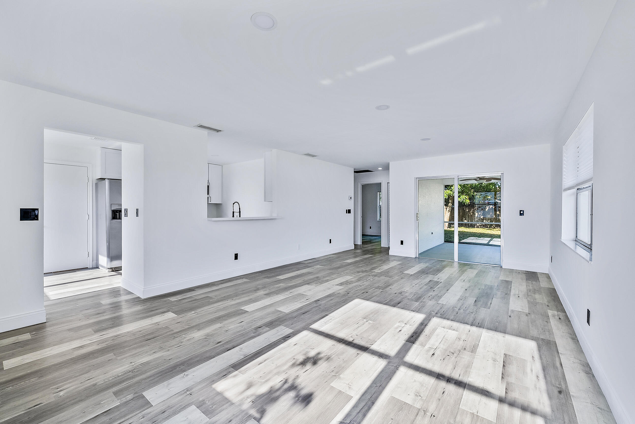 104 Wandering Trail Jupiter, FL 33458 - Photo 4 of 17 104 Wandering Trail-5