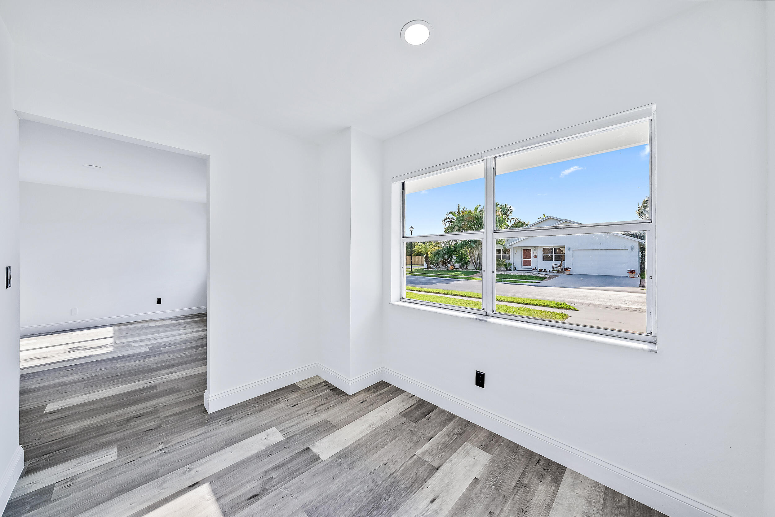 104 Wandering Trail Jupiter, FL 33458 - Photo 9 of 17 104 Wandering Trail-8
