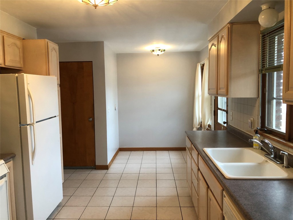 39 Allendale Road Binghamton, NY 13903 - Photo 11 of 24 Gallery Image 11