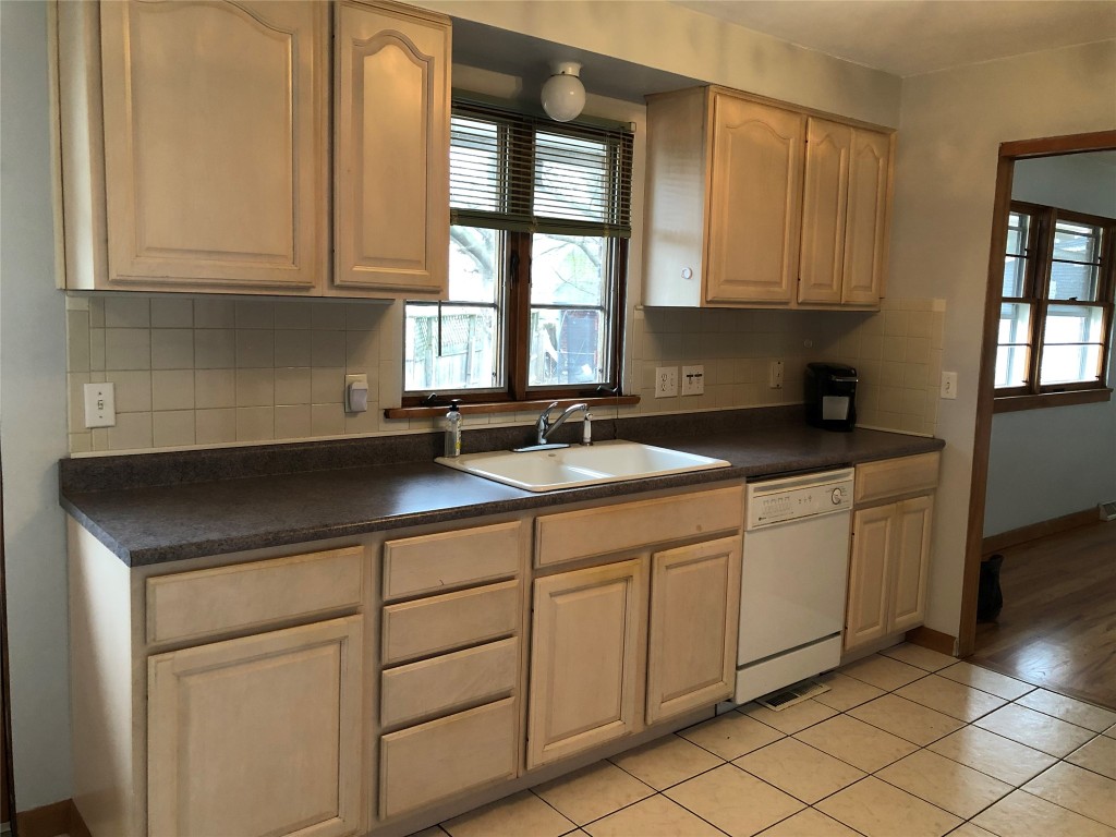 39 Allendale Road Binghamton, NY 13903 - Photo 10 of 24 Gallery Image 10