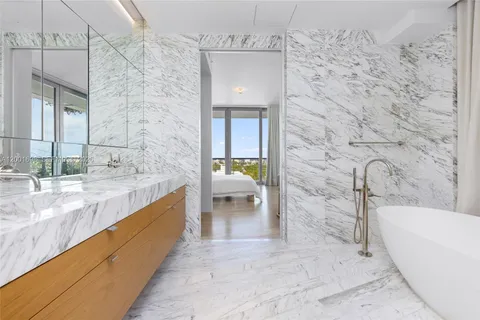 $8,000,000 | 1300 Monad Terrace, Unit 11E, Miami Beach, FL 33139