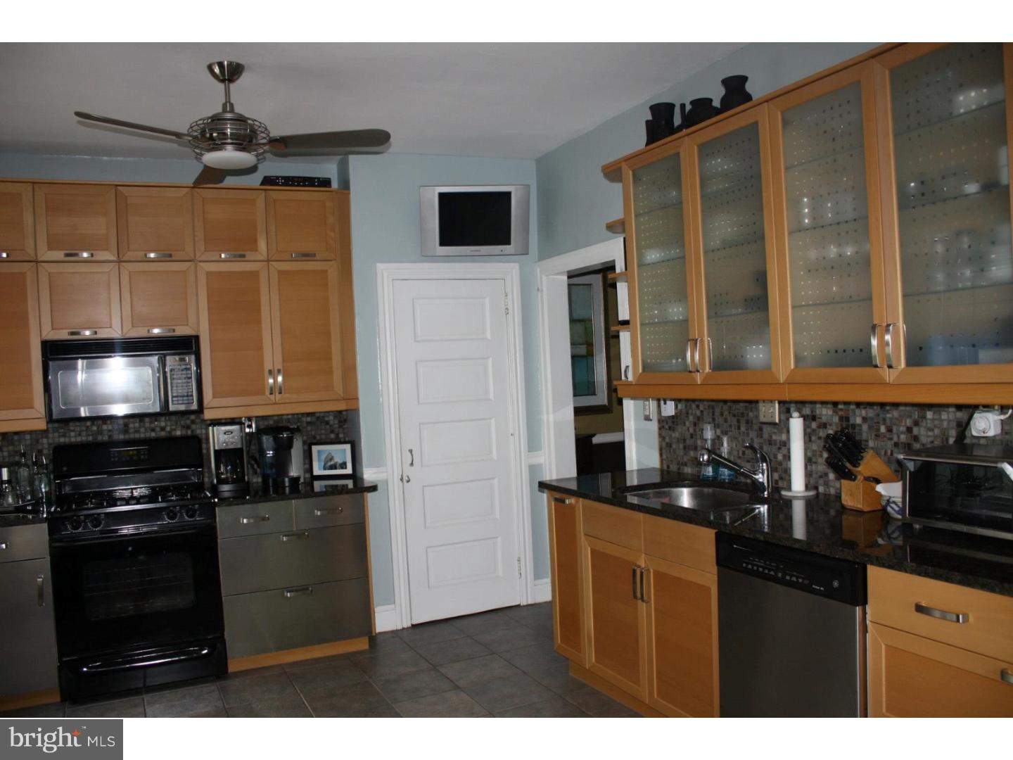 1104 Edgewood Road Havertown, PA 19083 - Photo 12 of 25