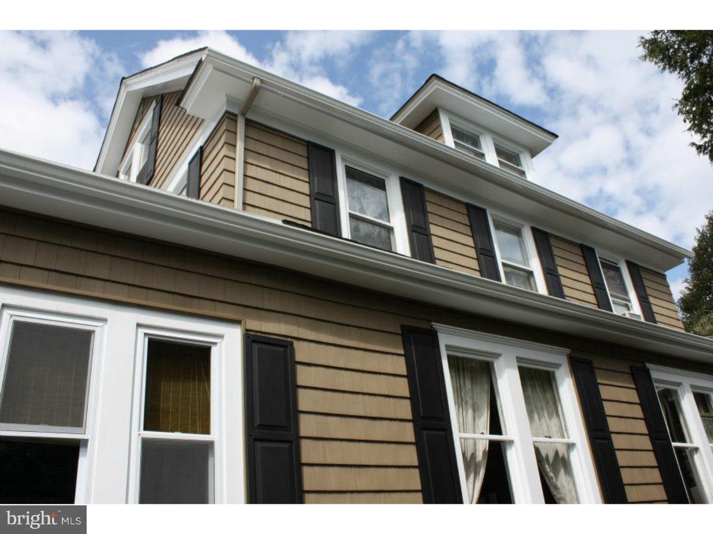 1104 Edgewood Road Havertown, PA 19083 - Photo 3 of 25