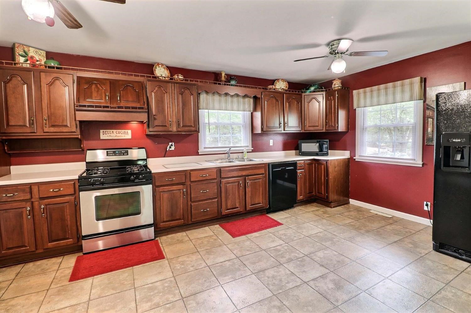 10702 Porter Street Crown Point, IN 46307 - Photo 4 of 30 1500x999