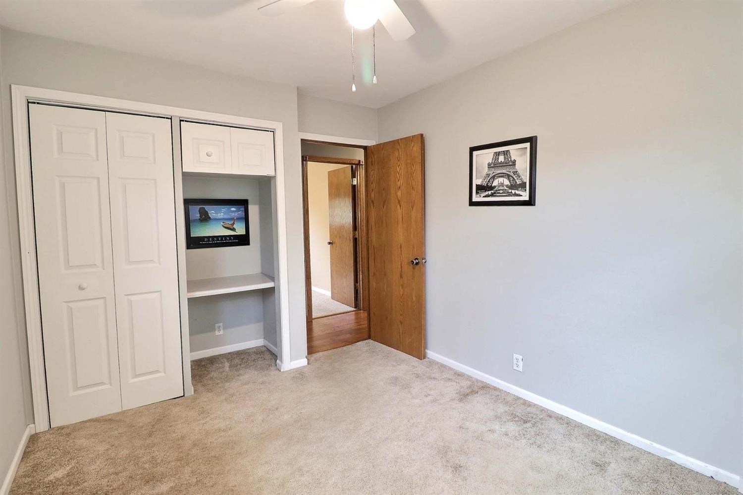 10702 Porter Street Crown Point, IN 46307 - Photo 6 of 30 1500x999