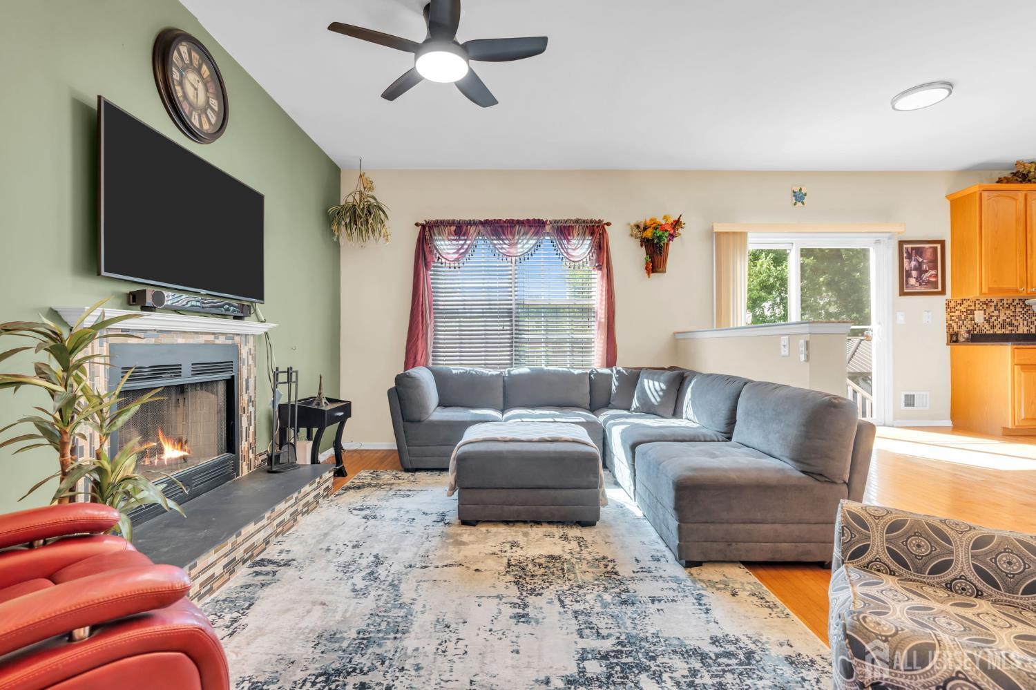 34 Biondi Avenue Old Bridge, NJ 07721 - Photo 17 of 57