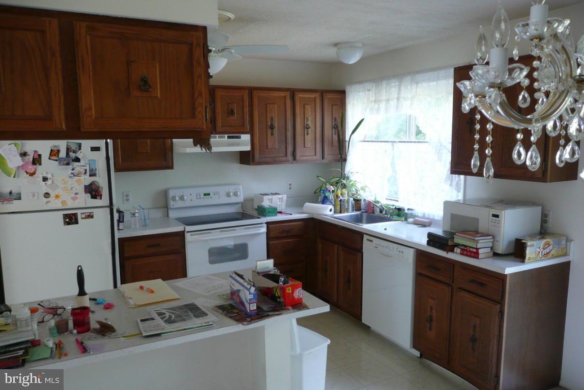 137 Kent Road Lancaster, PA 17603 - Photo 2 of 8 Gallery Image 2
