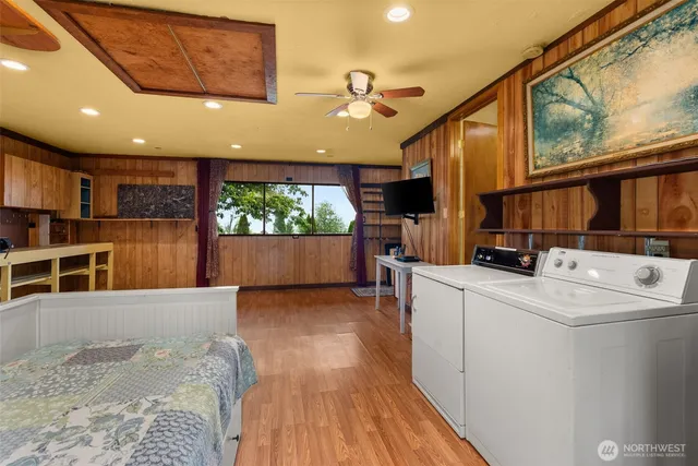 $425,000 | 431 B Street, South Bend, WA 98586