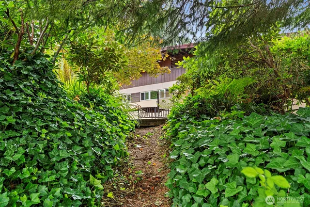 $425,000 | 431 B Street, South Bend, WA 98586