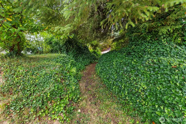 $425,000 | 431 B Street, South Bend, WA 98586