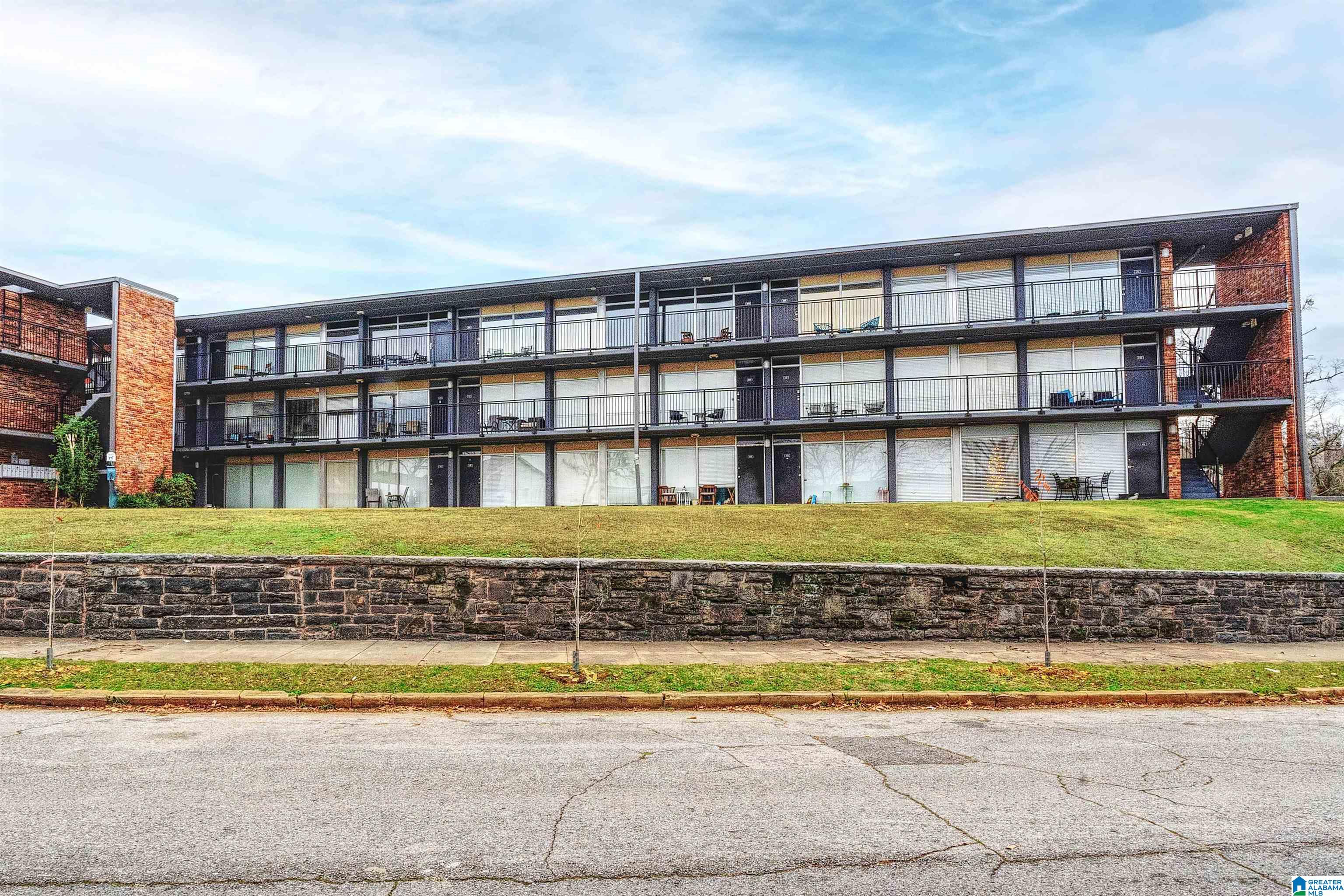 2990 Rhodes Circle South, Unit 318 Birmingham, AL 35205 - Photo 35 of 41