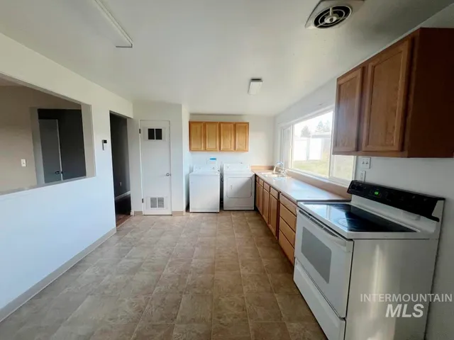 $209,500 | 6 Ironwood Drive, Cottonwood, ID 83522