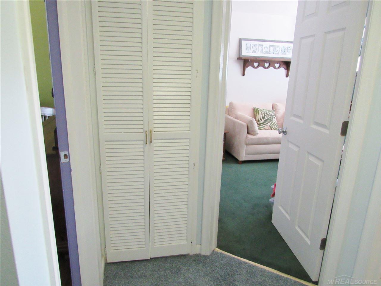 11214 Middlebelt Road Livonia, MI 48150 - Photo 17 of 17