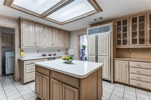 $799,500 | 5820 Sky Park Drive, Plano, TX 75093