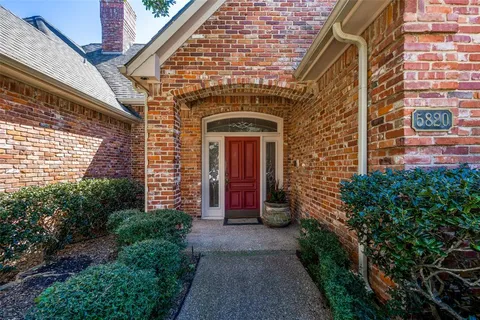 $799,500 | 5820 Sky Park Drive, Plano, TX 75093