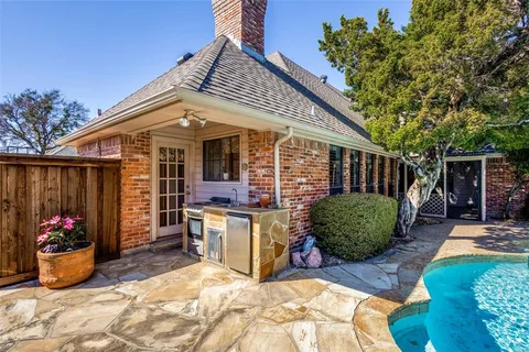 $799,500 | 5820 Sky Park Drive, Plano, TX 75093