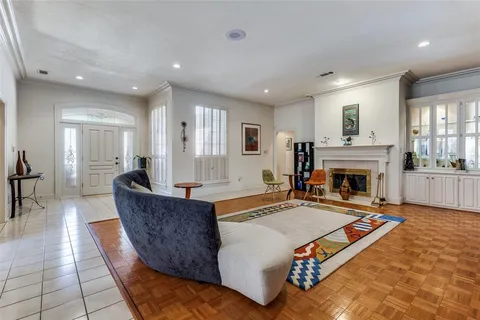 $799,500 | 5820 Sky Park Drive, Plano, TX 75093