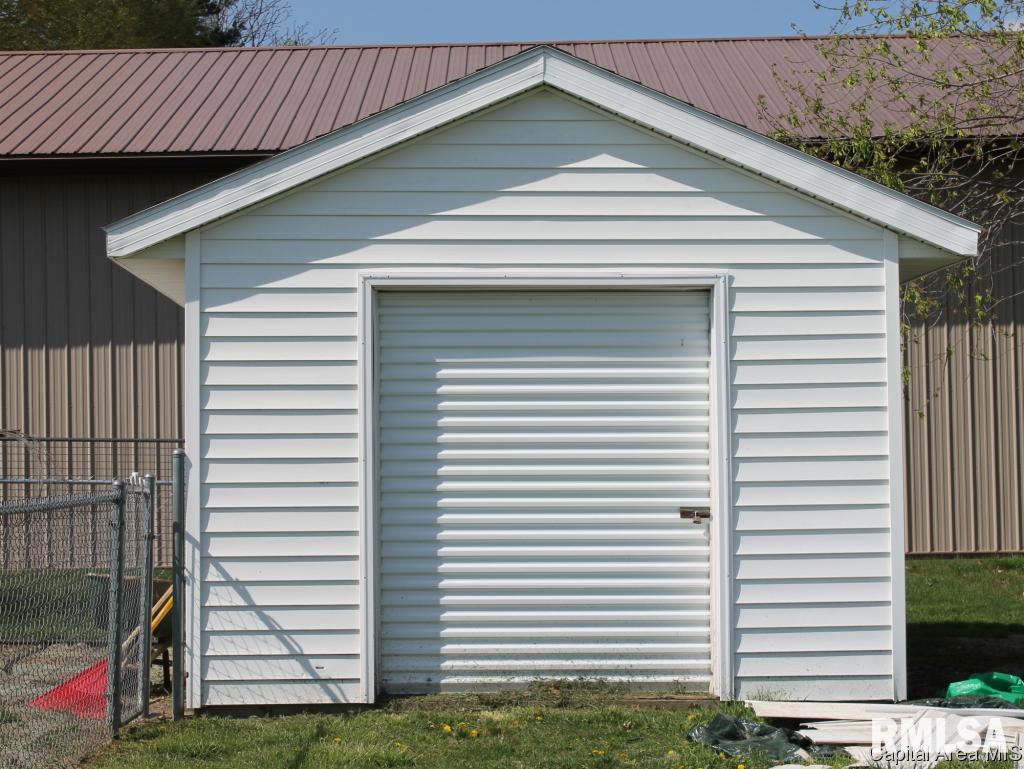 12850 Union School Road Auburn, IL 62615 - Photo 6 of 27 Gallery Image 6
