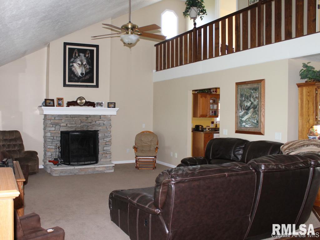 12850 Union School Road Auburn, IL 62615 - Photo 8 of 27 Gallery Image 8