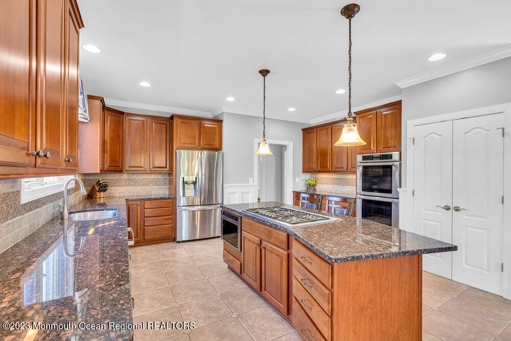 24 Gallant Fox Road Tinton Falls, NJ 07724 - Photo 28 of 94 Additional cabinets