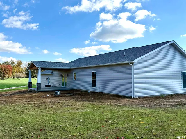 $442,500 | 12570 Hudgens Road, Marion, IL 62959